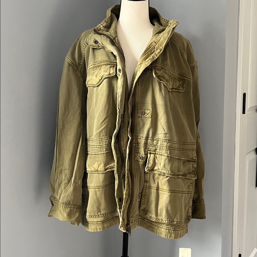 Free People We The Free Arya Utility Jacket NWT Size Small